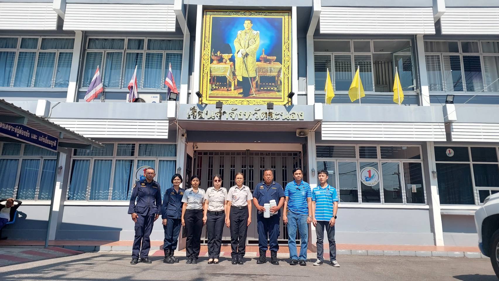 กปภ.สาขาระนอง ให้บริการ กปภ.เช็คชัวร์ ตรวจสอบคุณภาพน้ำ เรือนจำระนอง