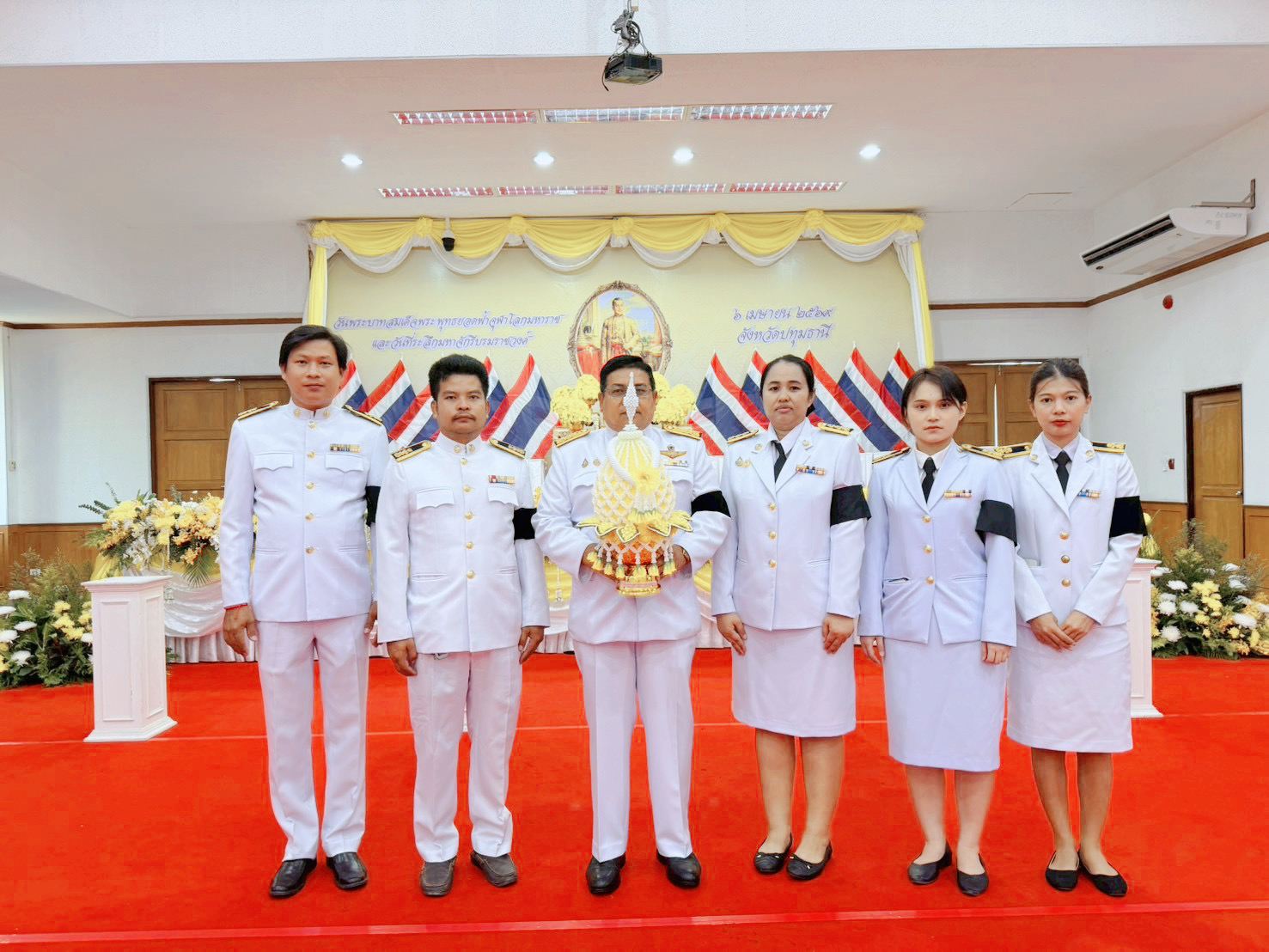 กปภ.สาขาปทุมธานี เข้าร่วมพิธีถวายราชสักการะ เนื่องในวันพระบาทสมเด็จพระพุทธยอดฟ้าจุฬาโลกมหาราช และวันที่ระลึกมหาจักรีบรมราชวงศ์ ประจำปี 2569
