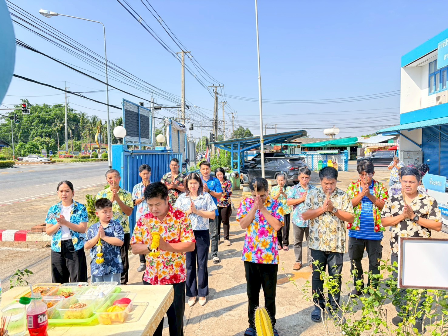 กปภ.สาขาศรีสำโรง จัดกิจกรรมทำบุญสำนักงานและรดน้ำดำหัว เนื่องในเทศกาลวันสงกรานต์ ประจำปี 2569
