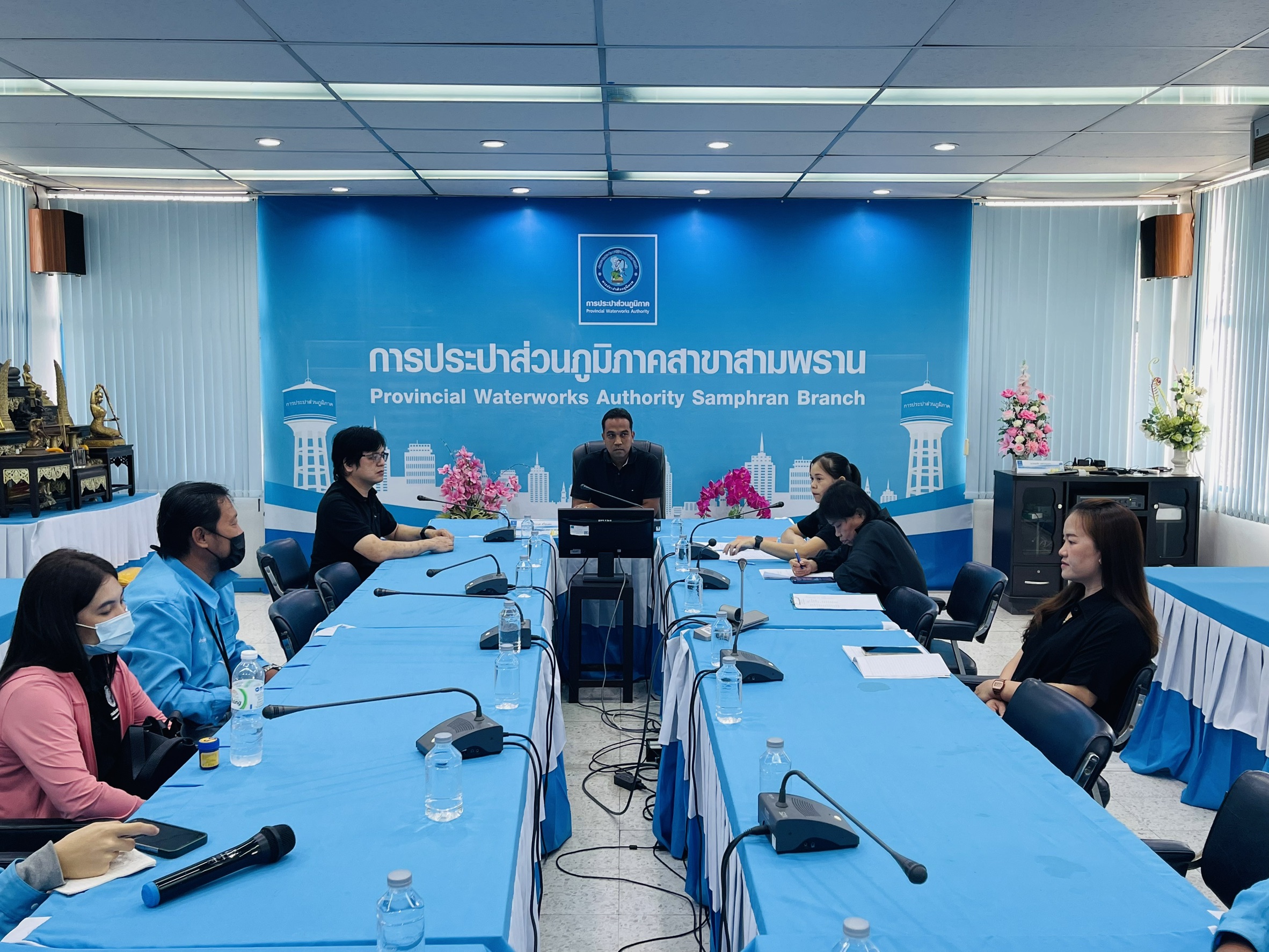 กปภ.สาขาสามพราน ประชุมซักซ้อมแนวทางการกำกับดูแลตรวจสอบผู้รับจ้างอ่านมาตร ให้ปฏิบัติตามสัญญาจ้างอ่านมาตรด้วยเครื่องมืออ่านมาตรมือถือ